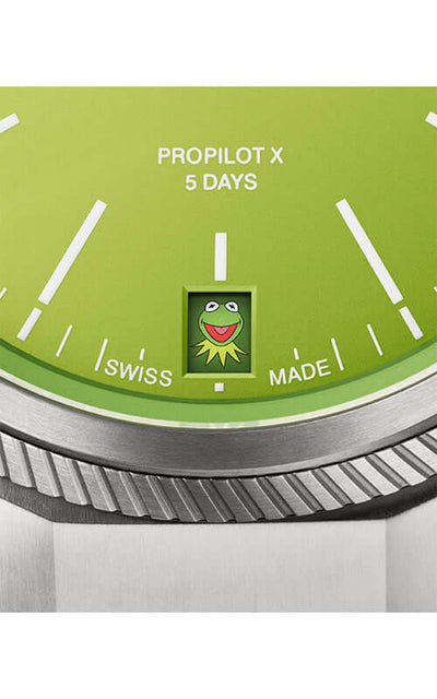 Oris ProPilot X Kermit Edition 01 400 7778 7157 Set Bandiera Jewellers